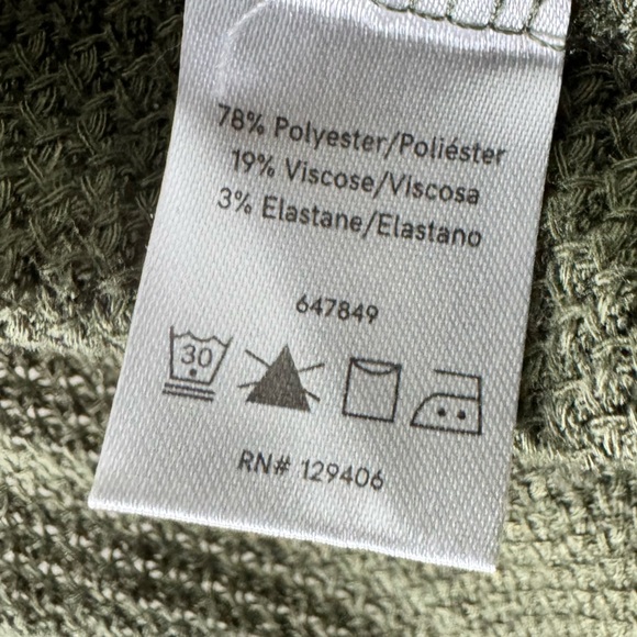 VENUS Olive Green Sweater Cardigan closed chest - Picture 5 of 6